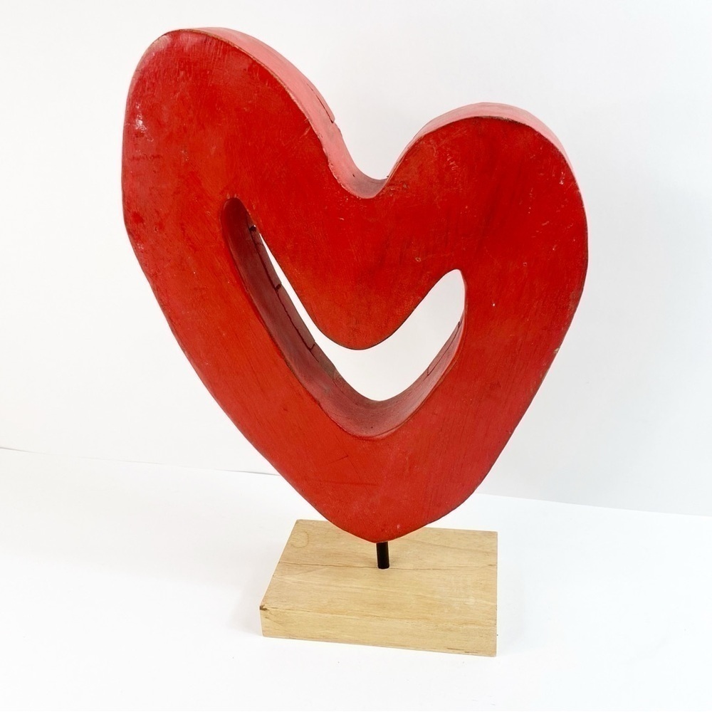 Painted Reclaimed Wood Heart On A Pedestal Figure Sculpture Farmhouse Coastal - Picture 7 of 12